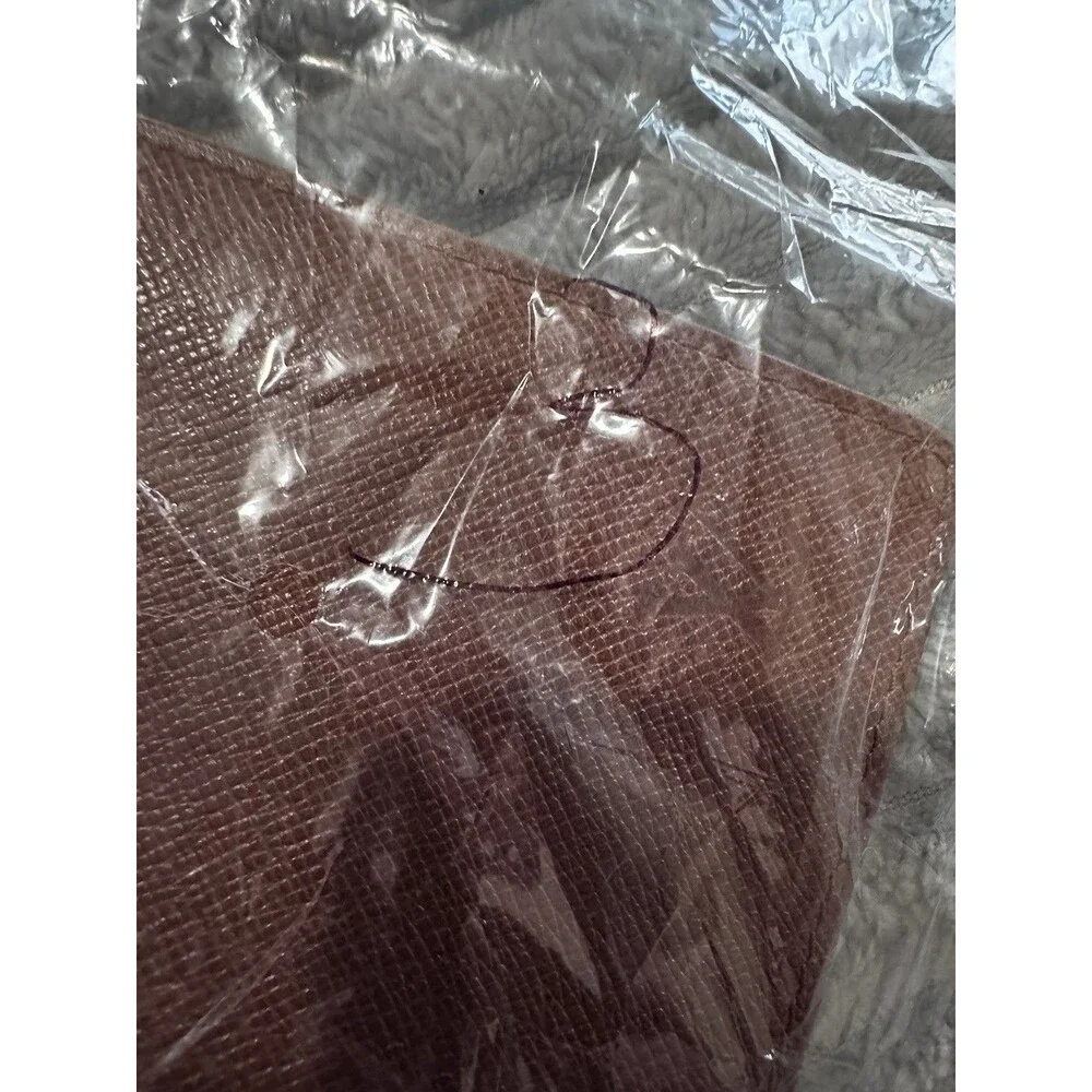 Louis Vuitton Never used Brown Taiga Leather Passport-document Card/ID Holder